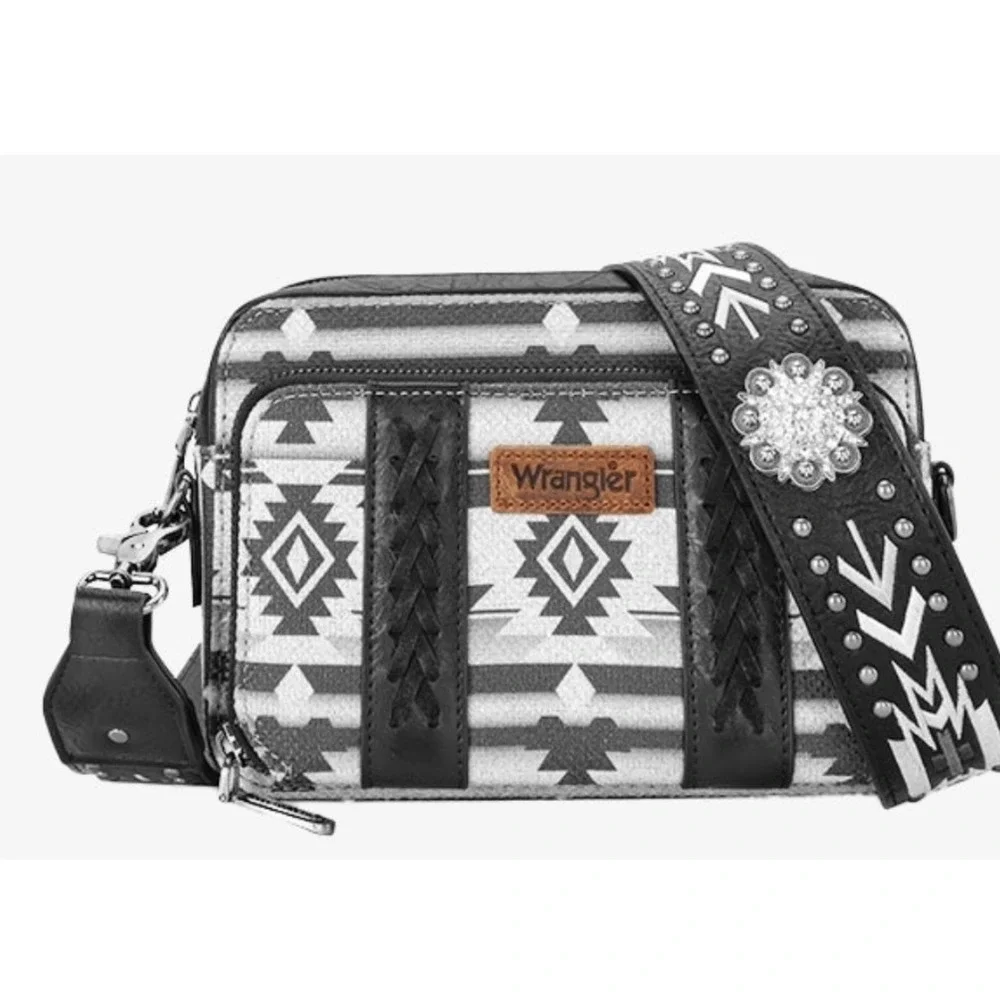 Wrangler Crossbody‎ Bag Women OS Black Aztec Print Studded Wallet Organizer New